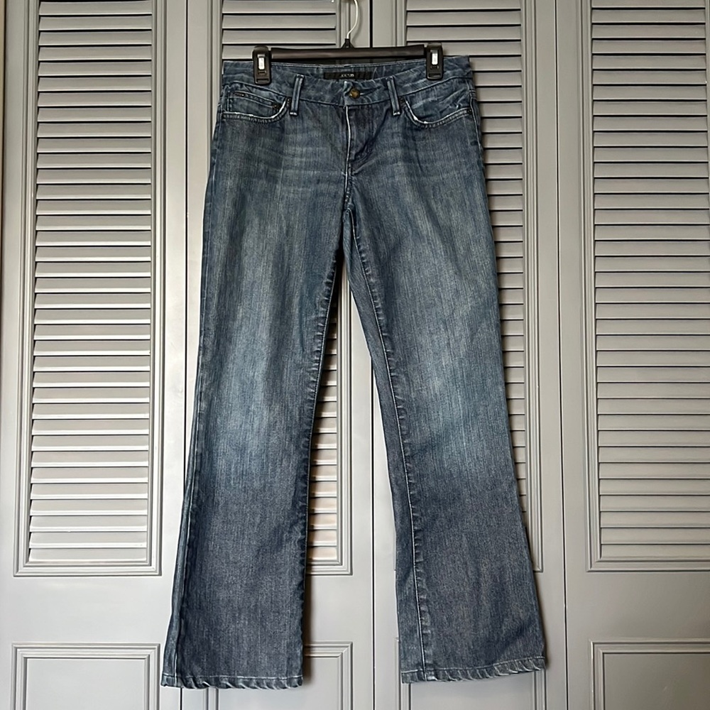 Joe’s : Flare Denim - 28 short